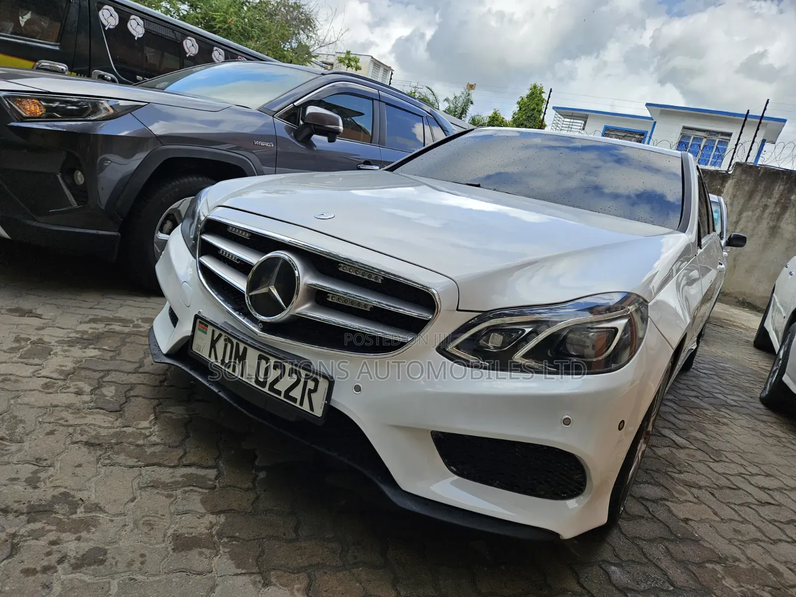 Mercedes-Benz E250 2016 White