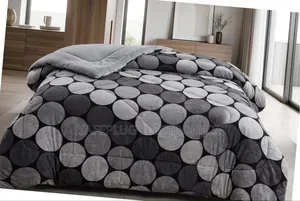 0lwoolen Duvet Blanket (6x6) – Premium Quality