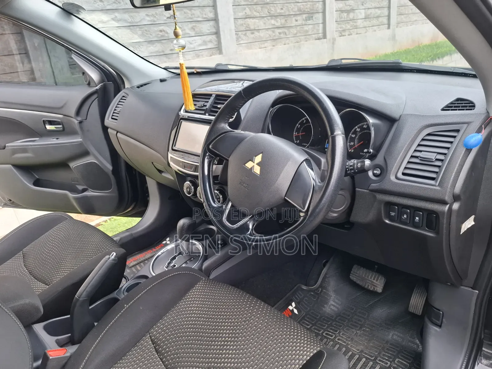 Mitsubishi RVR 2016 Black