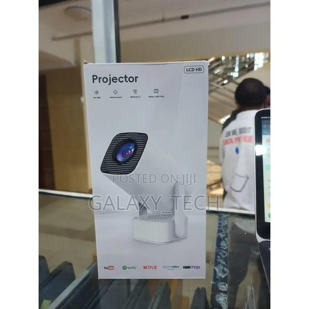 F800 Smart Android 13 Projectors - thumbnail 2