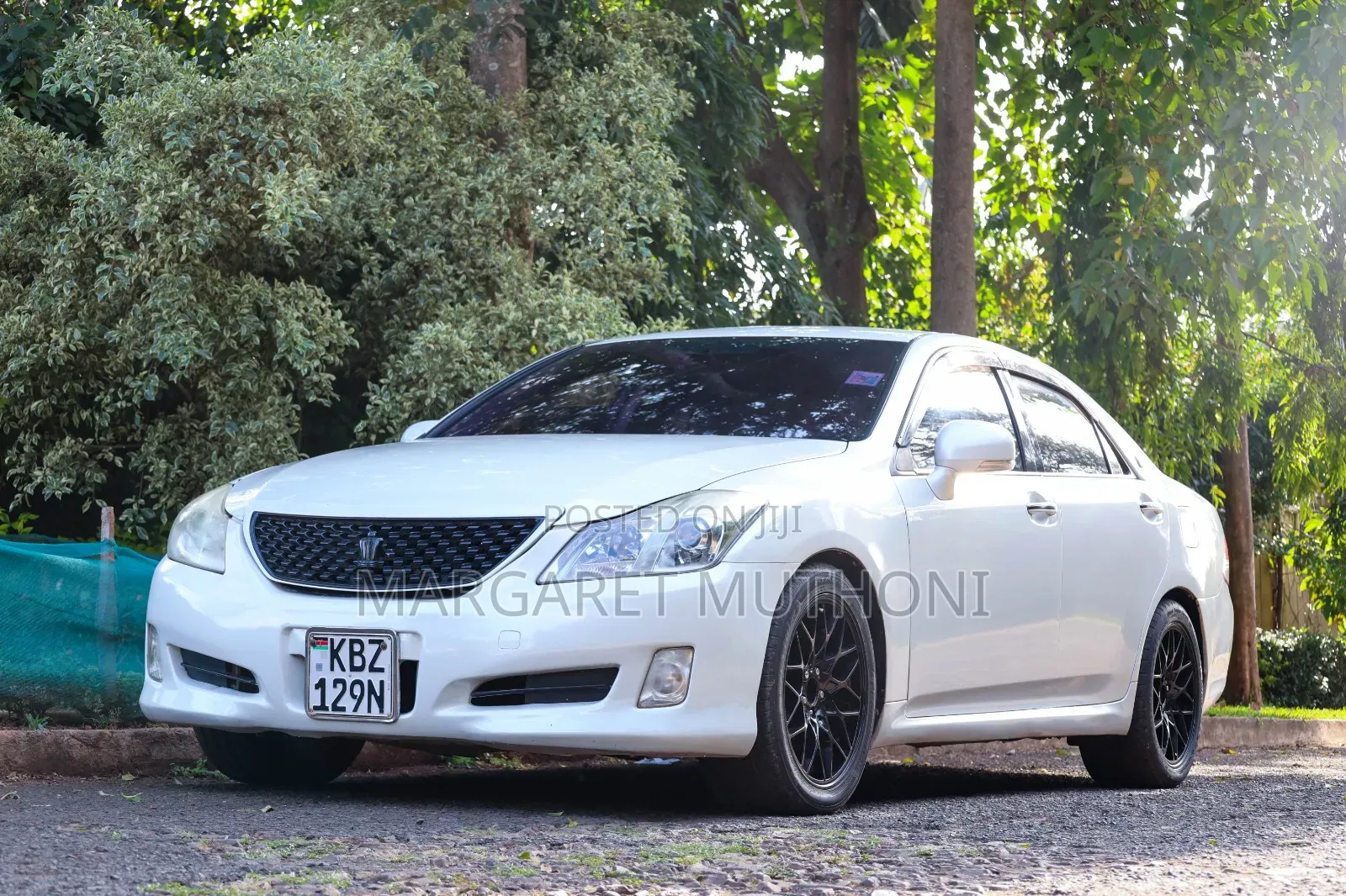 Toyota Crown 2006 White