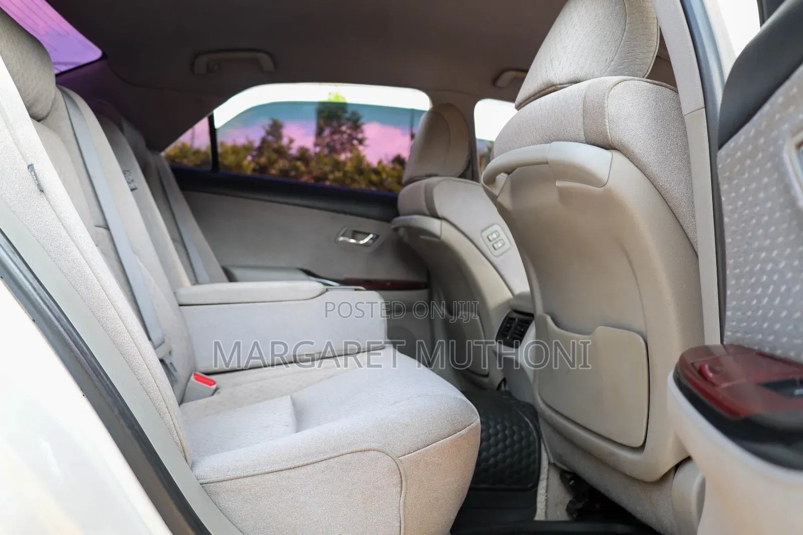 Toyota Crown 2006 White