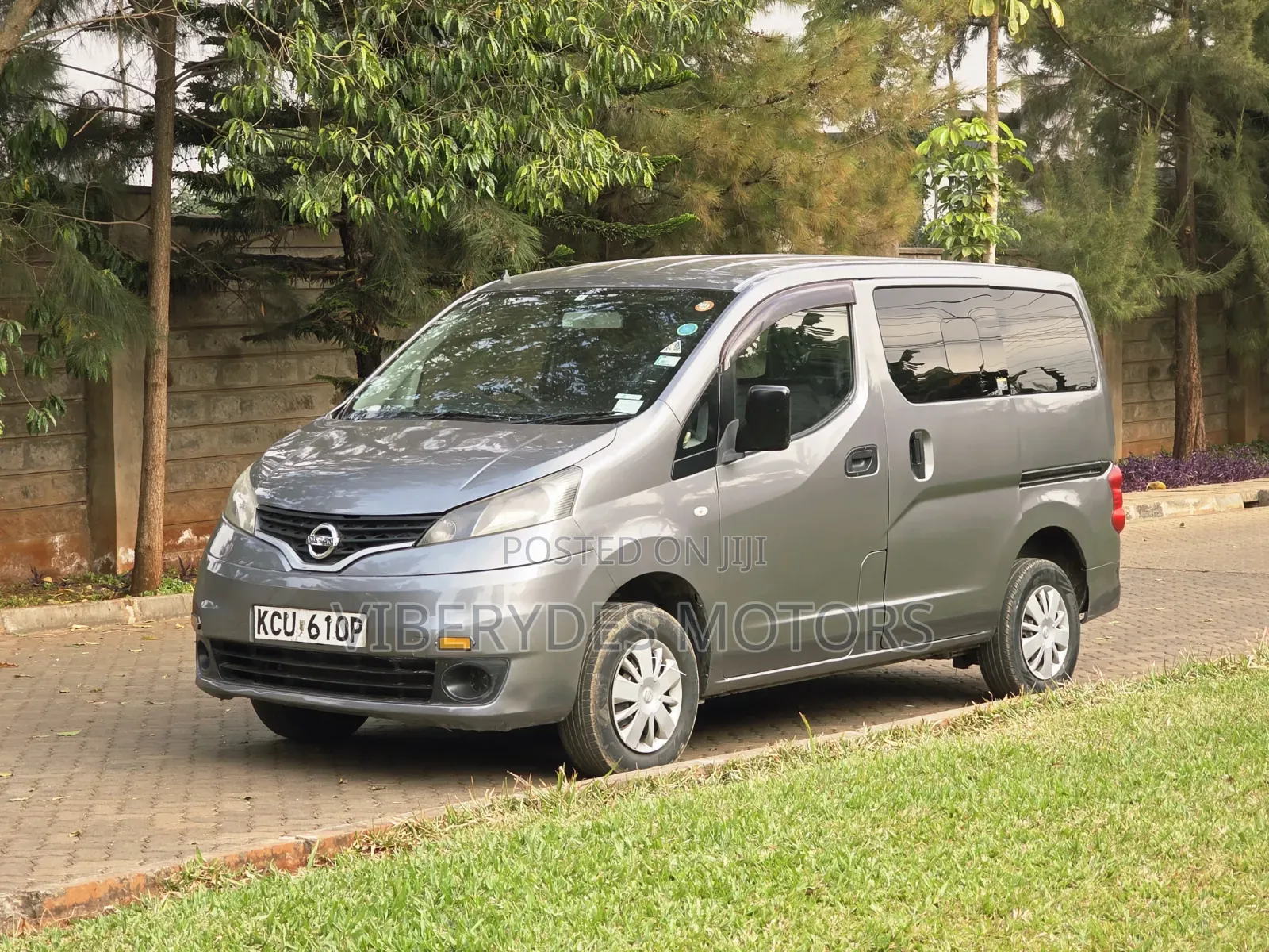 Nissan NV200 2013 Grey