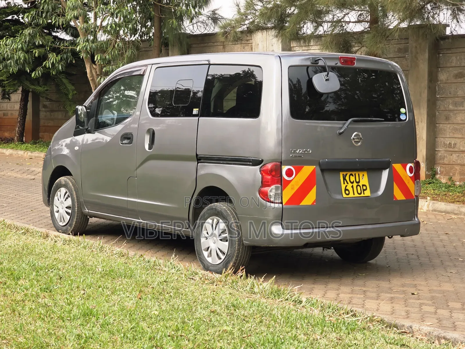 Nissan NV200 2013 Grey