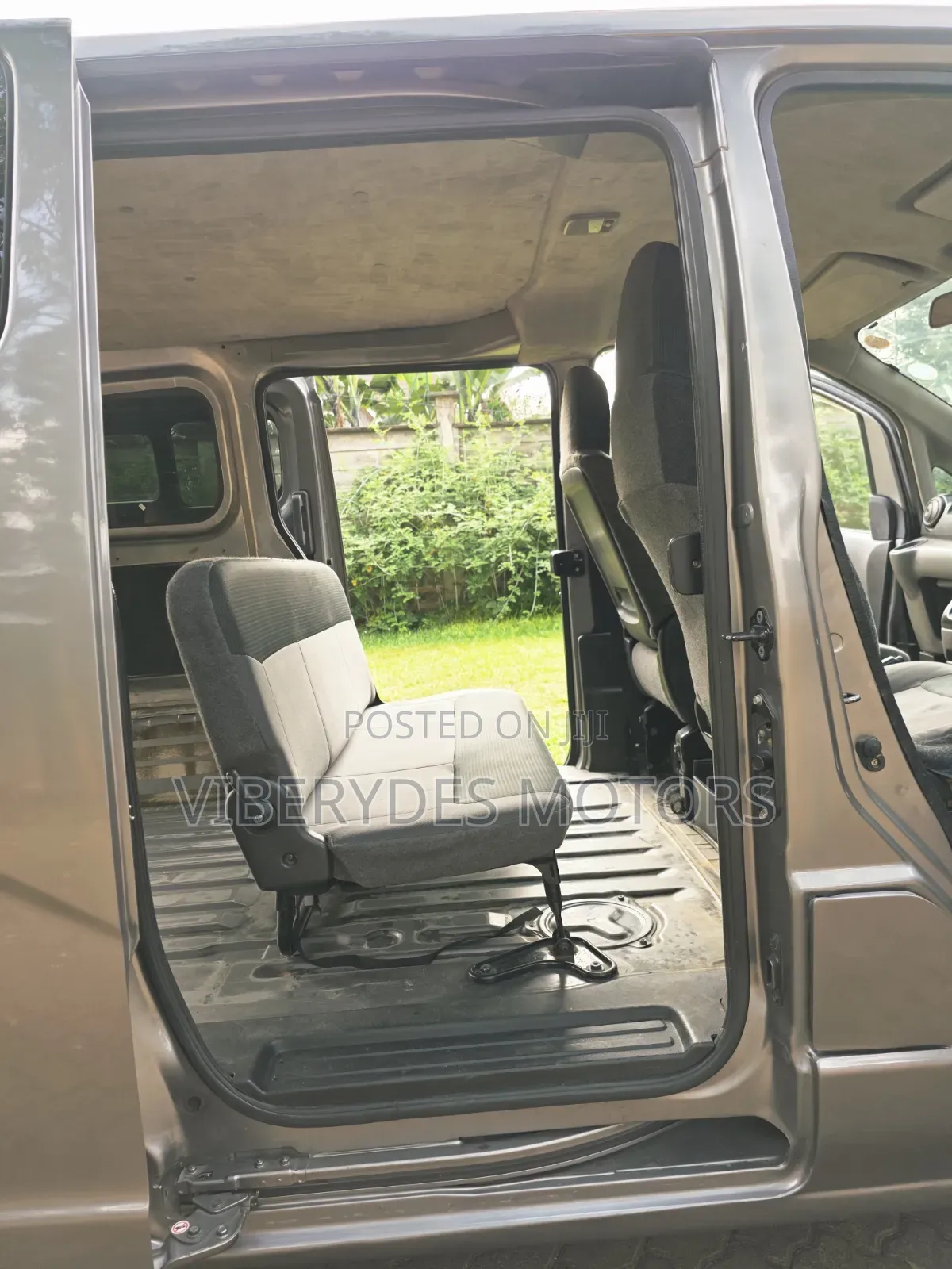 Nissan NV200 2013 Grey