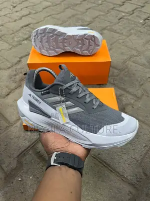 Adidas Terrex Hiking Boot-Goretex