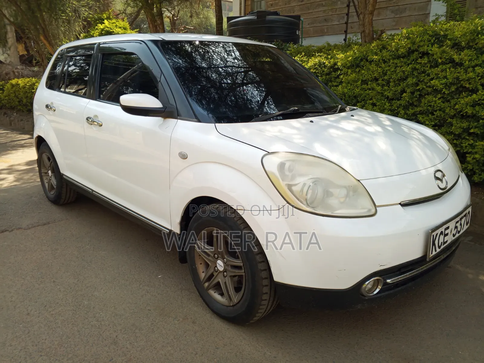 Mazda Verisa 2008 White