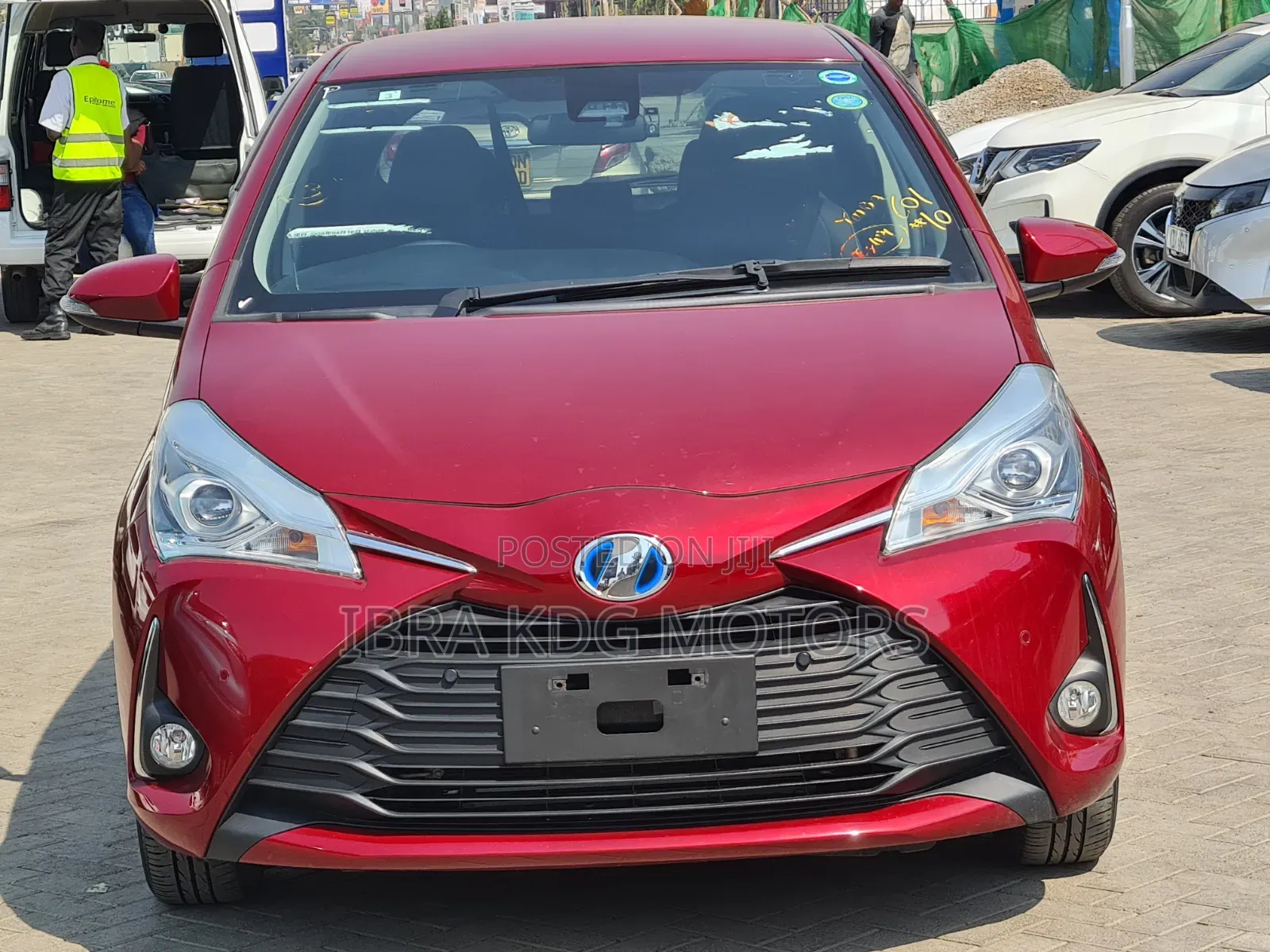 Toyota Vitz 2019 Red
