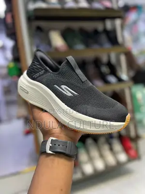 Skechers Slip-Ins Go Run Elevate 2.0