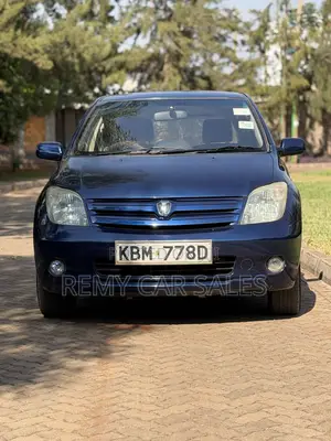 Toyota IST 2005 Blue