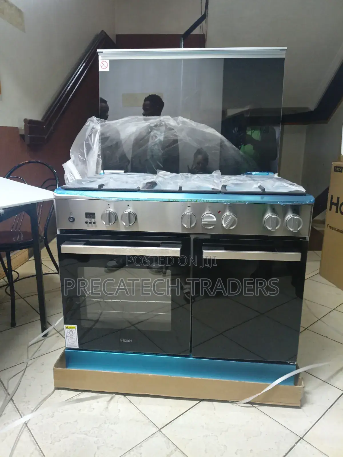 Haier 5 Gas Burner Cooker With Wok Burner Oven Light