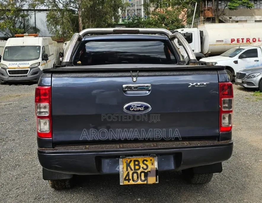 Ford Ranger Wildtrak 2012 Blue