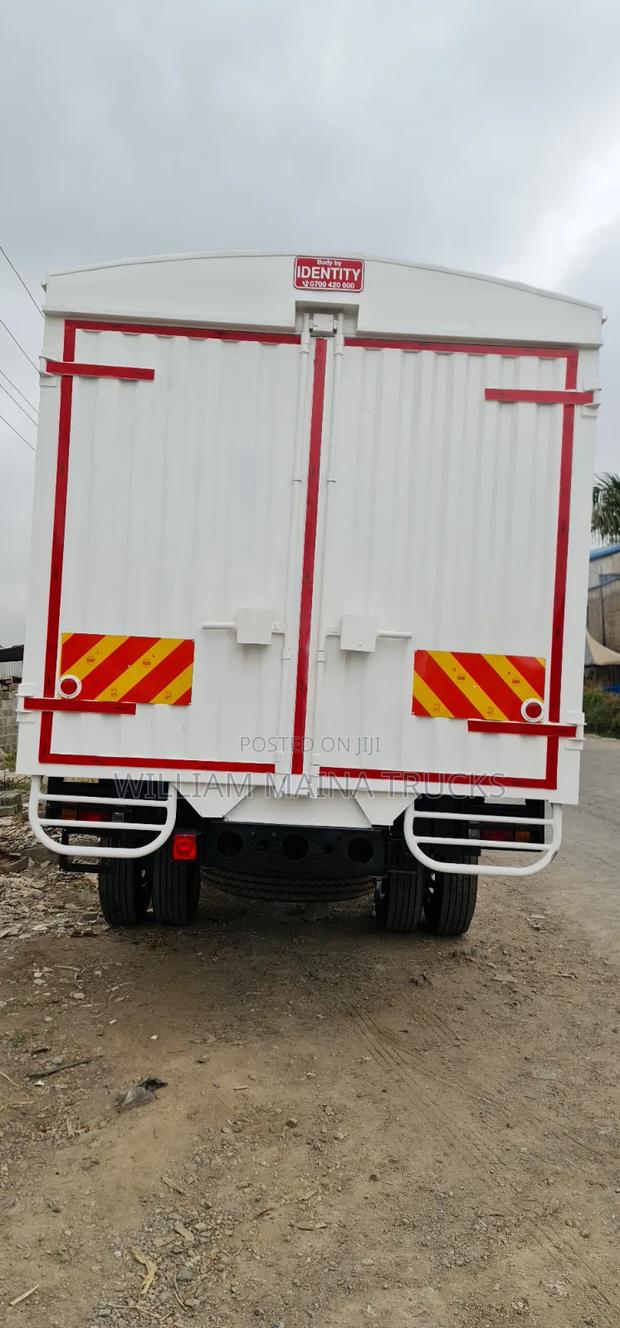 Sinotruk Howo M3 Rigid 2026 White - thumbnail 9