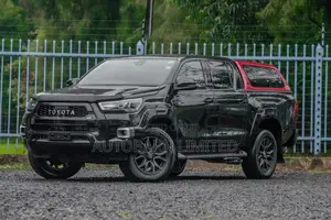 Toyota Hilux 2022 Black