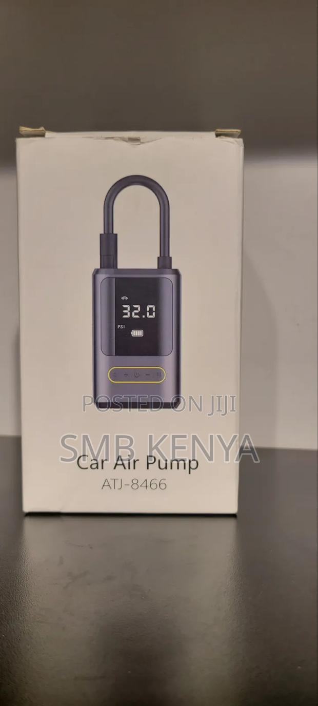 Portable Electric Car Tire Air Pump With LCD Display - thumbnail 3