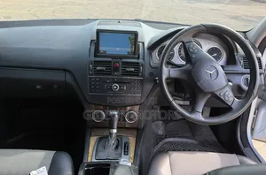 Mercedes-Benz C200 2008 Silver