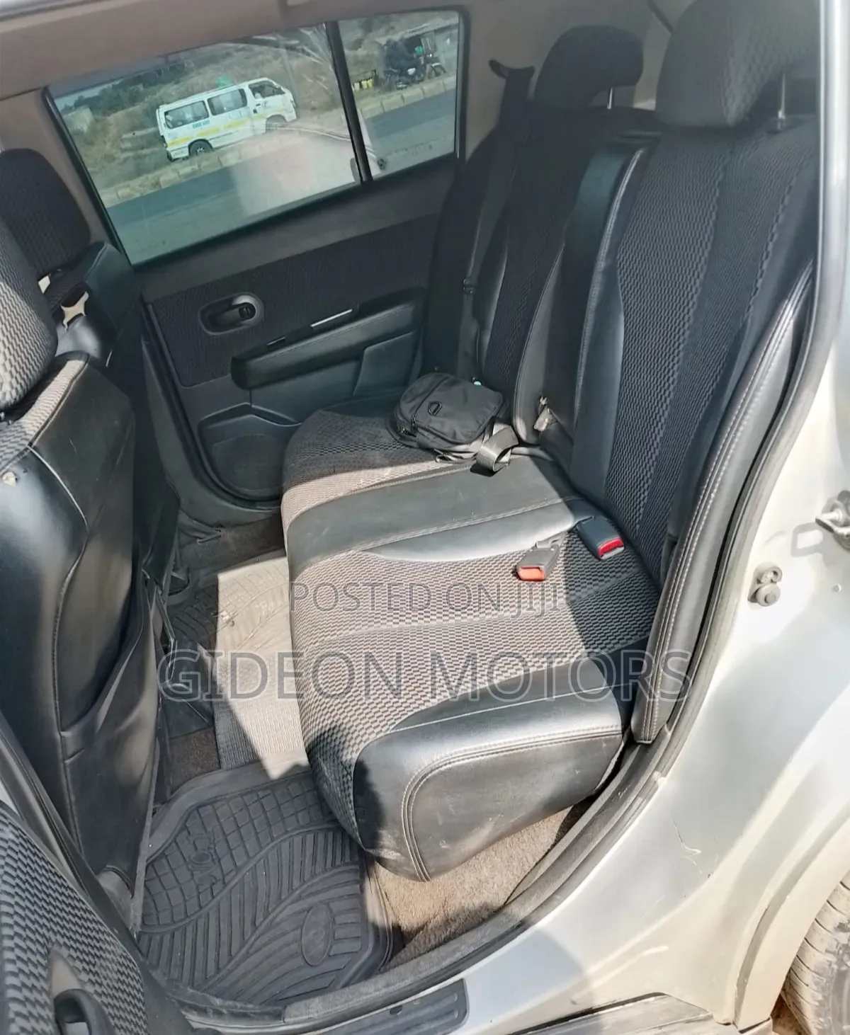 Mercedes-Benz C200 2008 Silver