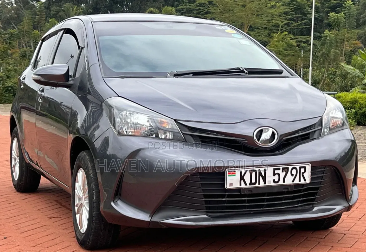 Toyota Vitz 2019 Black