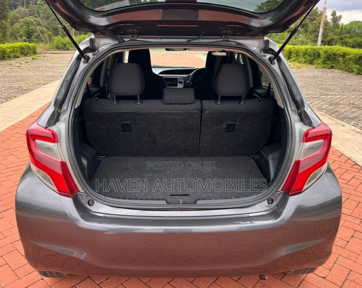 Toyota Vitz 2019 Black