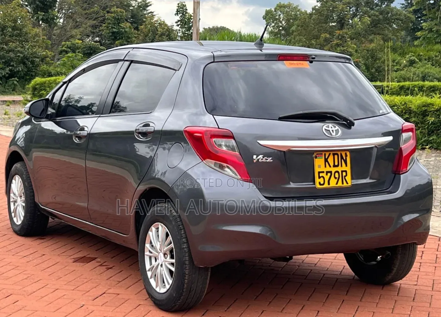 Toyota Vitz 2019 Black