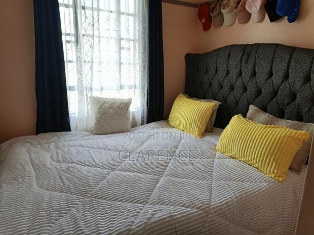 Airbnb One Bedroom - thumbnail 6