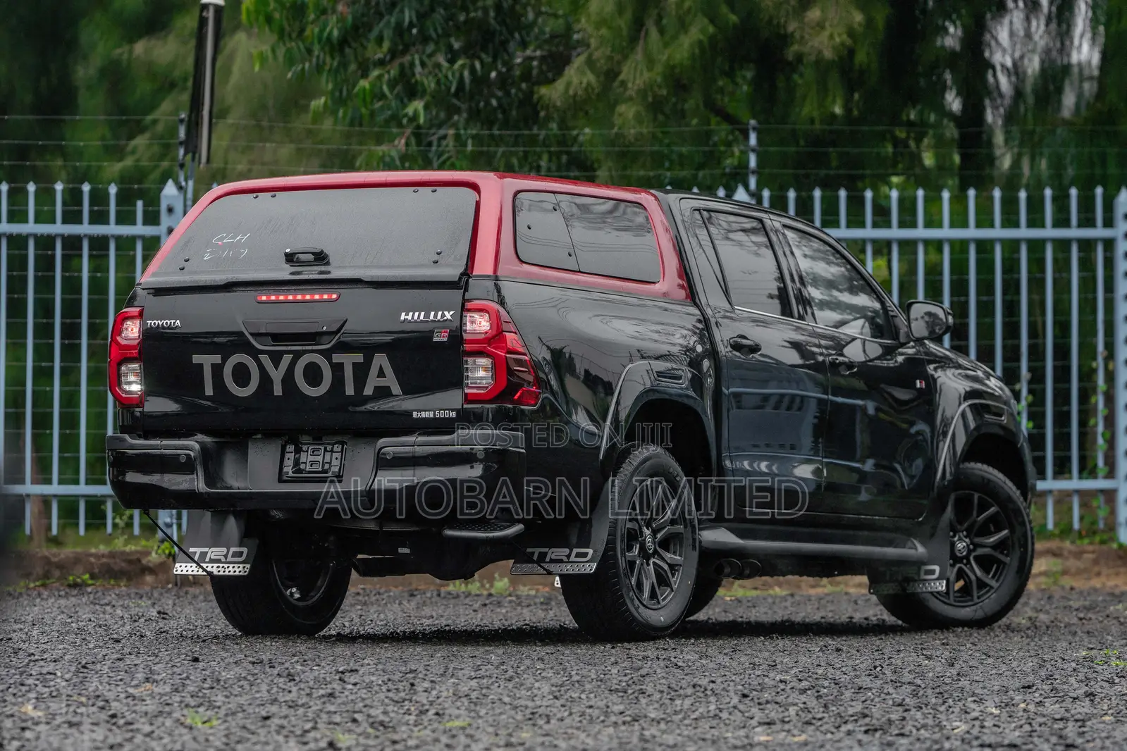 Toyota Hilux 2022 Black