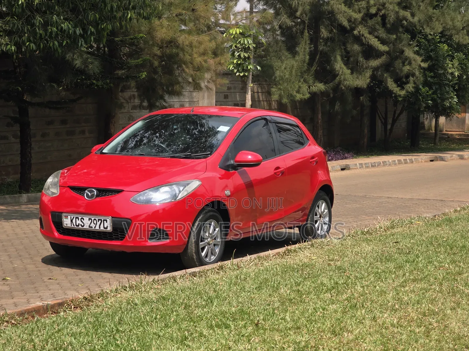 Mazda Demio 2011 Red
