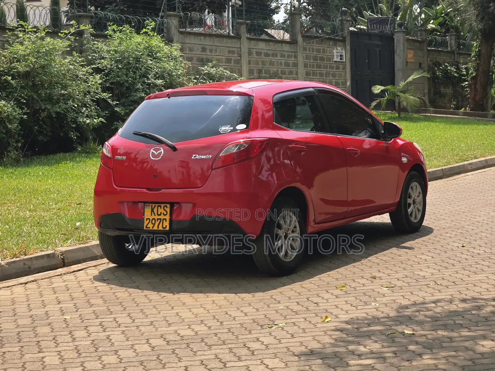 Mazda Demio 2011 Red