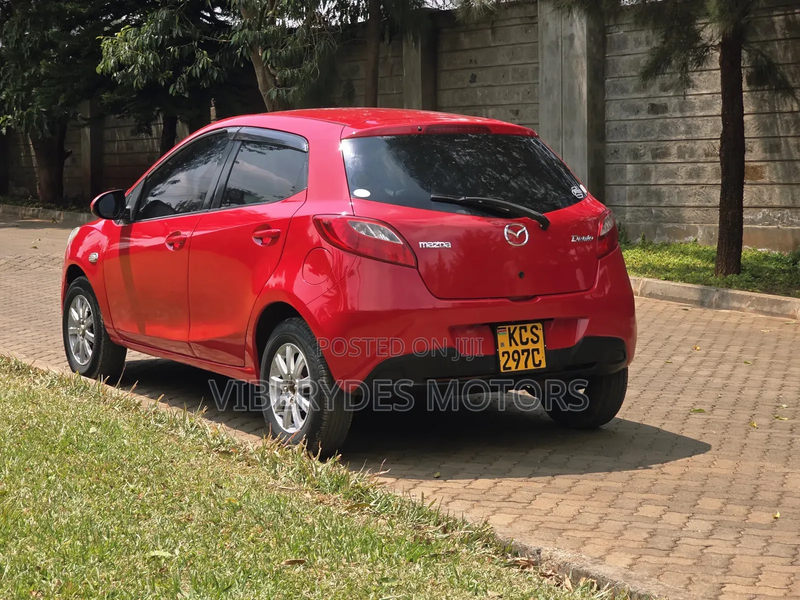 Mazda Demio 2011 Red