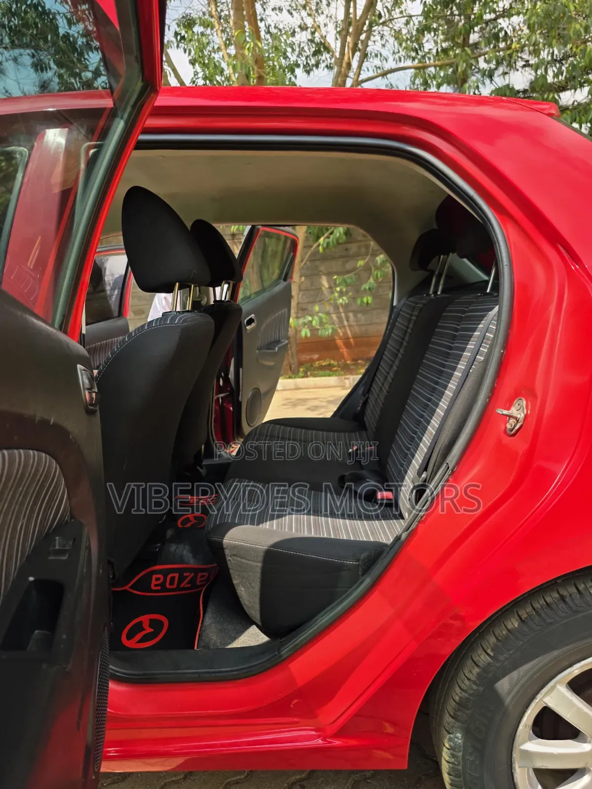 Mazda Demio 2011 Red
