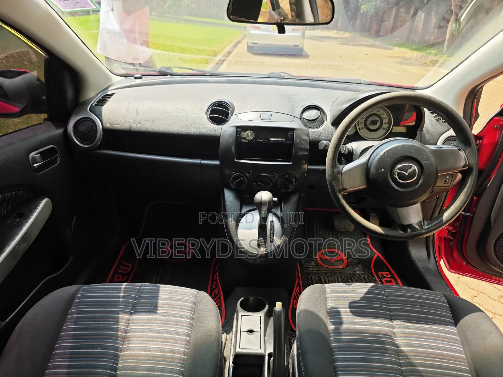 Mazda Demio 2011 Red