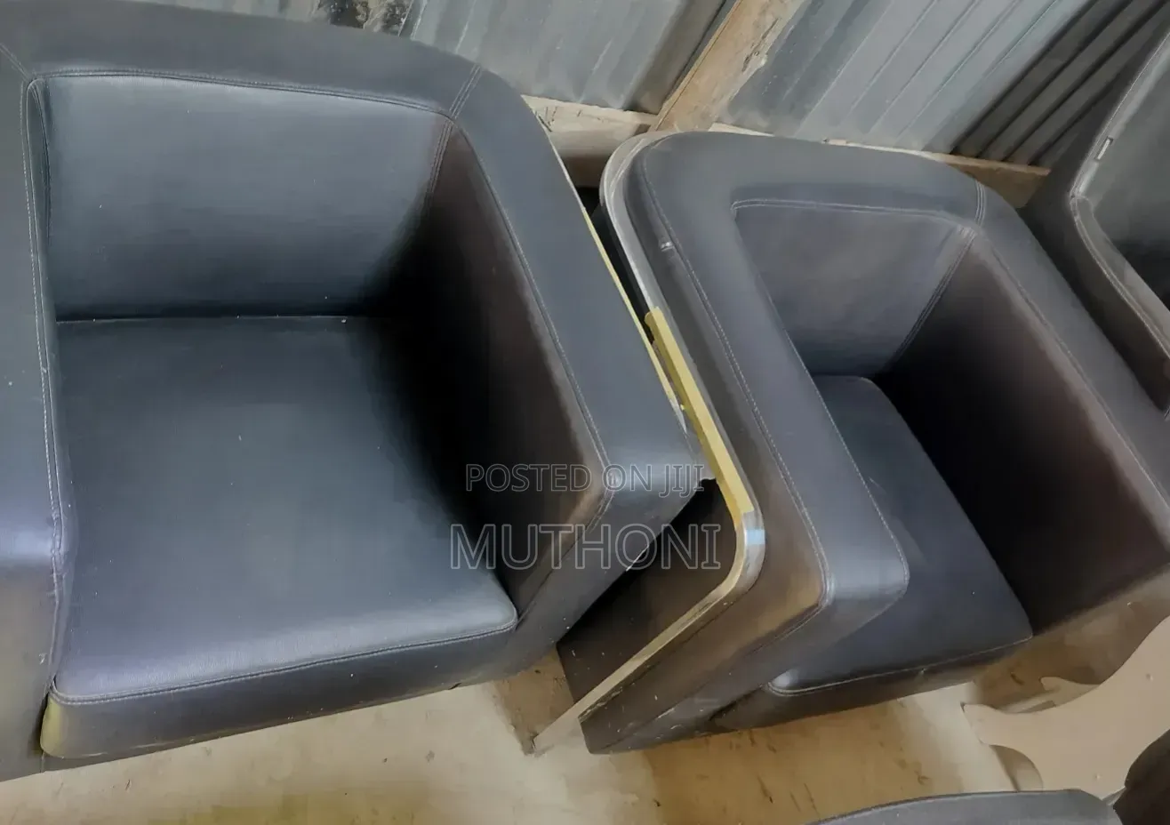 Black Leather Give Seater Set Sofa