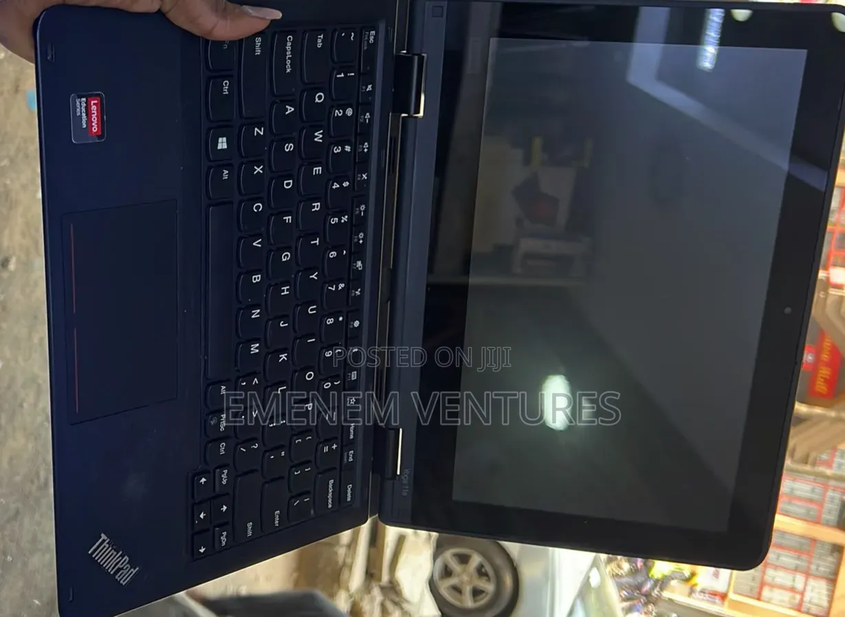Laptop Lenovo Yoga 11e 4GB Intel Celeron SSD 128GB