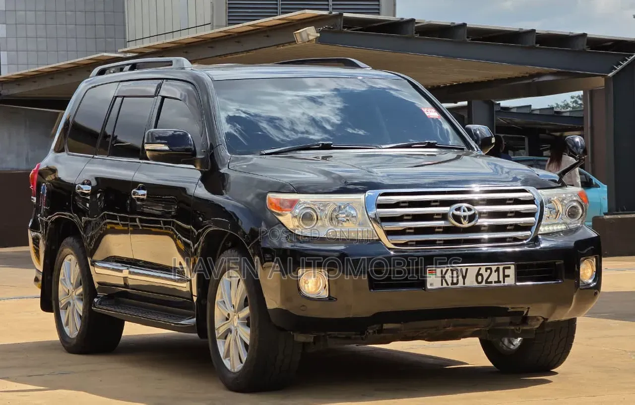 Toyota Land Cruiser 2012 Black