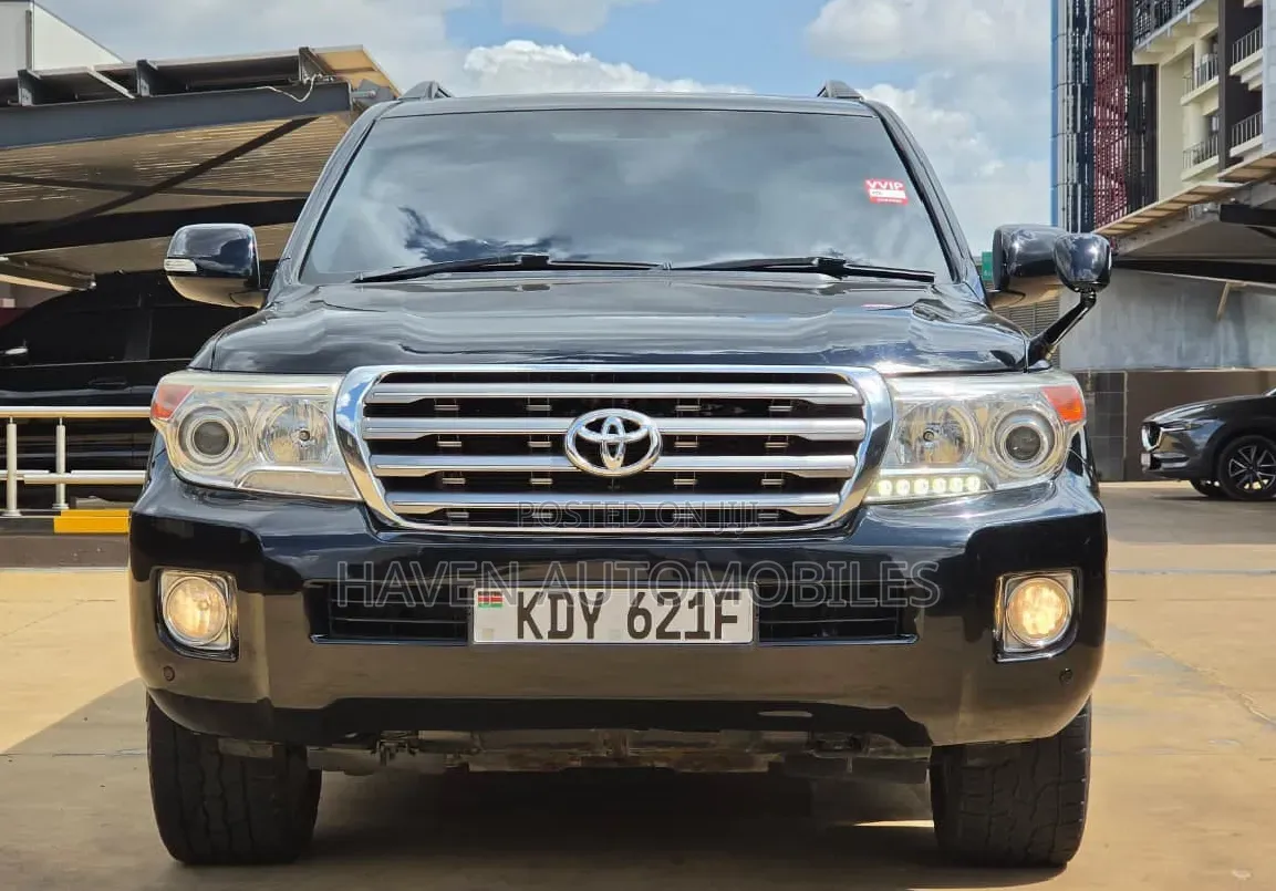 Toyota Land Cruiser 2012 Black