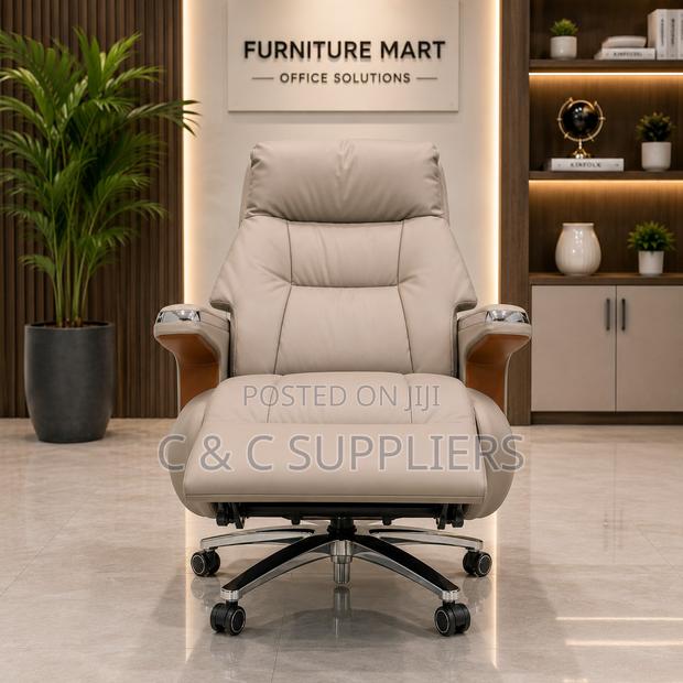C C Managers Executive Office Chair - thumbnail 3