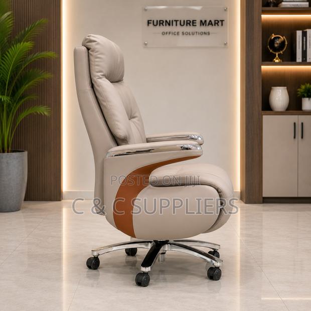 C C Managers Executive Office Chair - thumbnail 4
