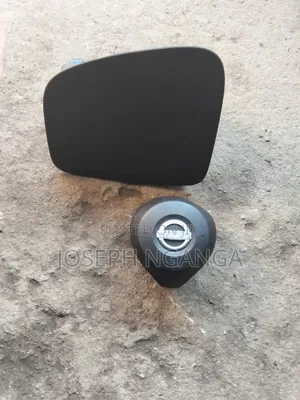 Nissan Note 2018 Dashboard and Steering Airbag