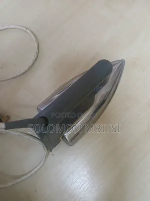 Philips Dry Iron Box