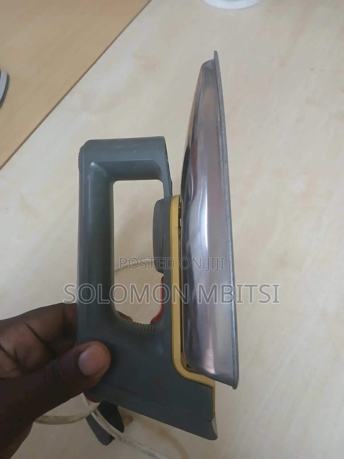 Philips Dry Iron Box