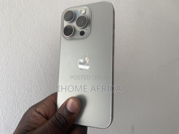 Apple iPhone 15 Pro 256 GB Silver  - thumbnail 2