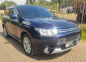 Mitsubishi Outlander 2015 Blue