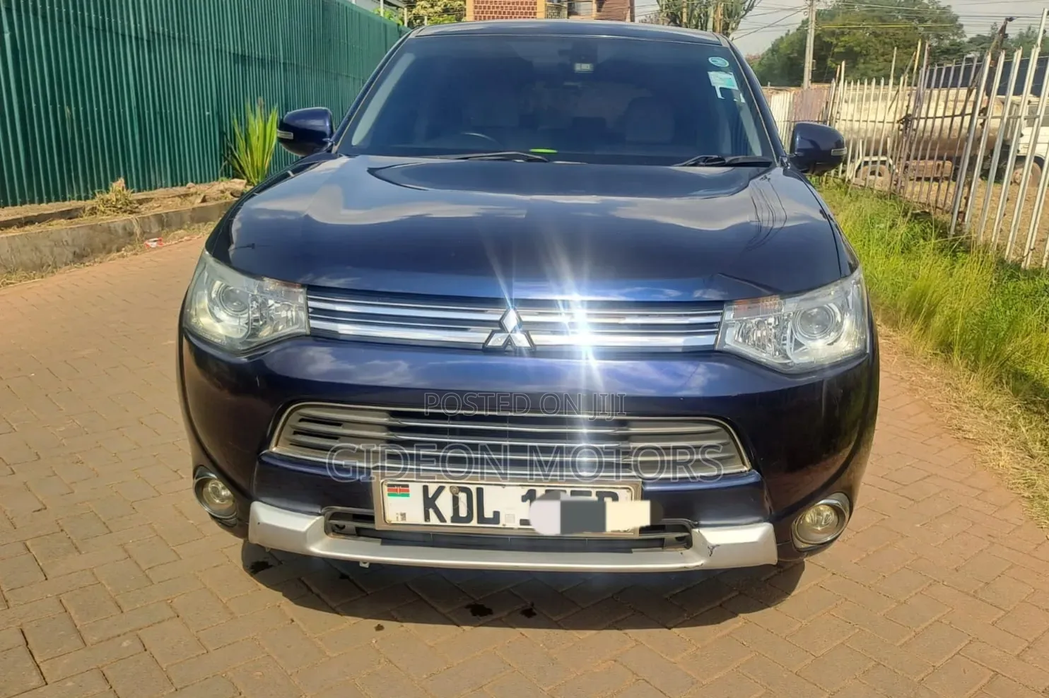 Mitsubishi Outlander 2015 Blue
