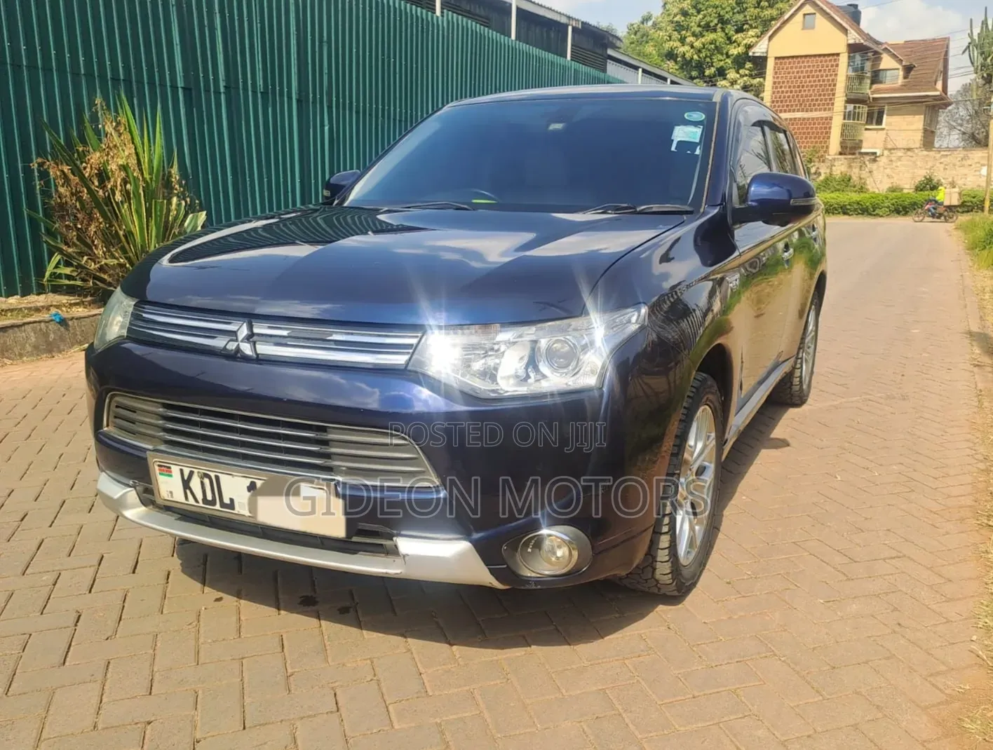 Mitsubishi Outlander 2015 Blue