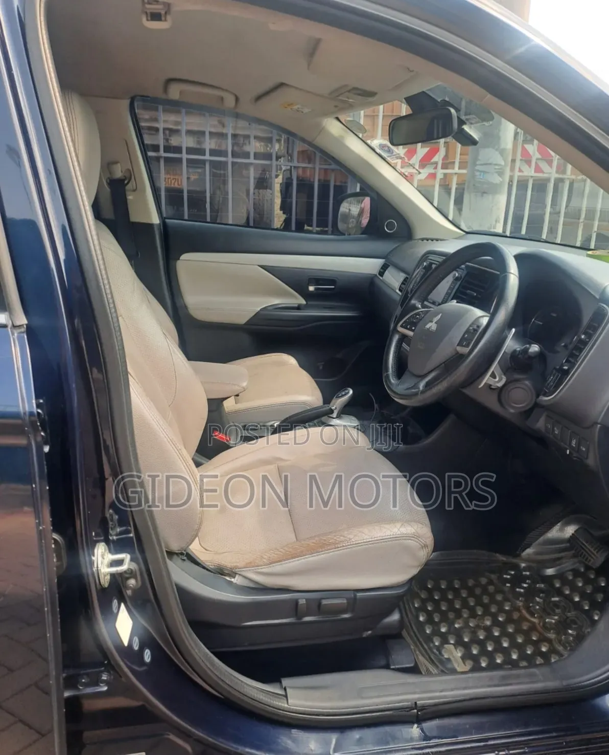 Mitsubishi Outlander 2015 Blue