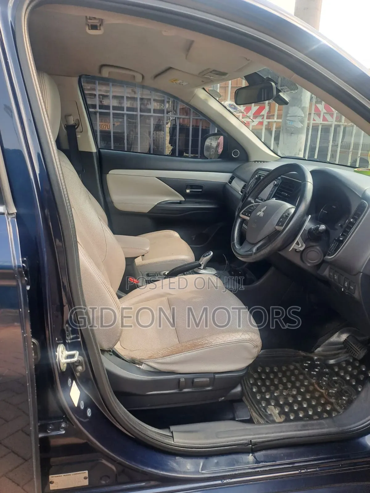 Mitsubishi Outlander 2015 Blue