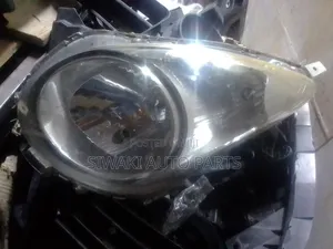 Suzuki Alto 2012 Headlight