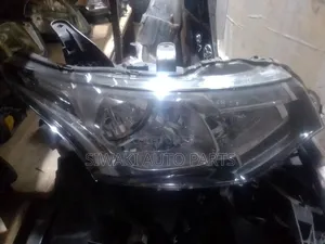 Outlander 2013-2015 Headlight Non Xenon
