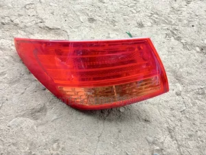 Nissan Sylphy N17 Taillight