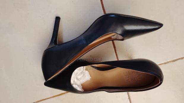 Naturalizer Woman's Anna Pump - thumbnail 2